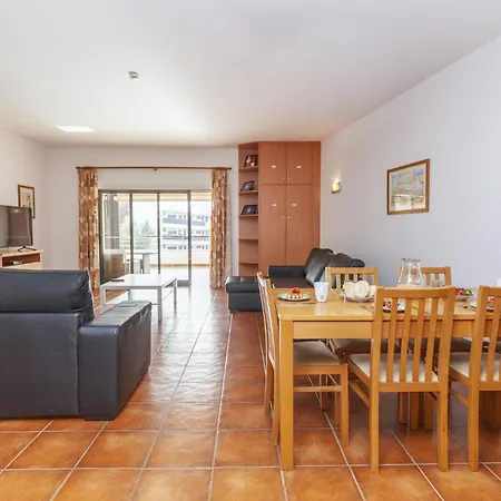 C16 - Landeiro Marinapark * Lagos