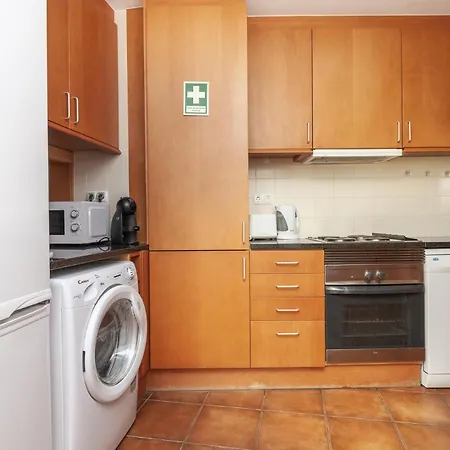 C16 - Landeiro Marinapark لاغوس