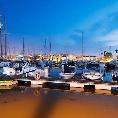 C16 - Landeiro Marinapark * لاغوس