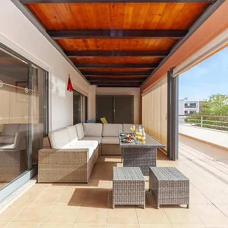 C16 - Landeiro Marinapark Apartman *